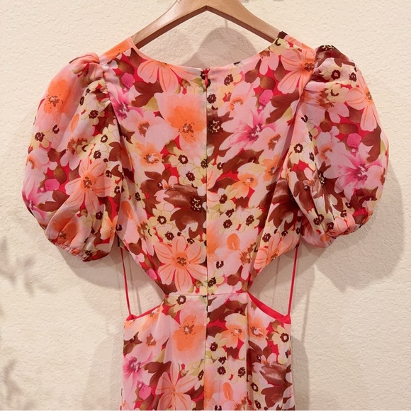 ASTR Jennell Maxi Dress in Brown Red Floral Size Small NWT - Picture 9 of 10